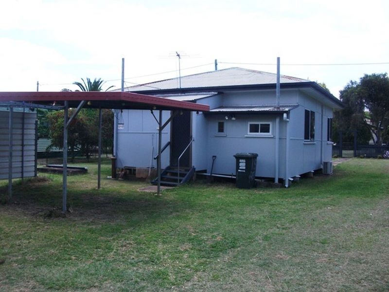 15 Reen Street, Kingaroy QLD 4610