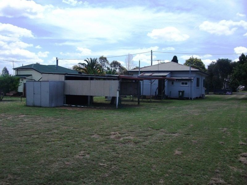 15 Reen Street, Kingaroy QLD 4610