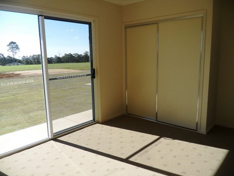 98-100 Rosella Parade, Kingaroy QLD 4610