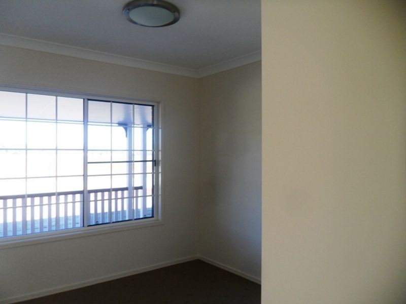 98-100 Rosella Parade, Kingaroy QLD 4610