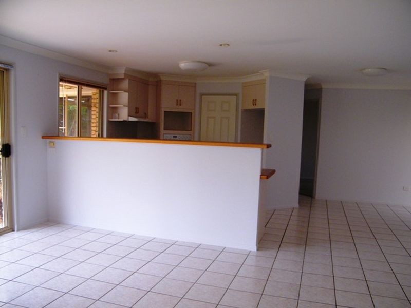 8 Wattle Street, Kingaroy QLD 4610