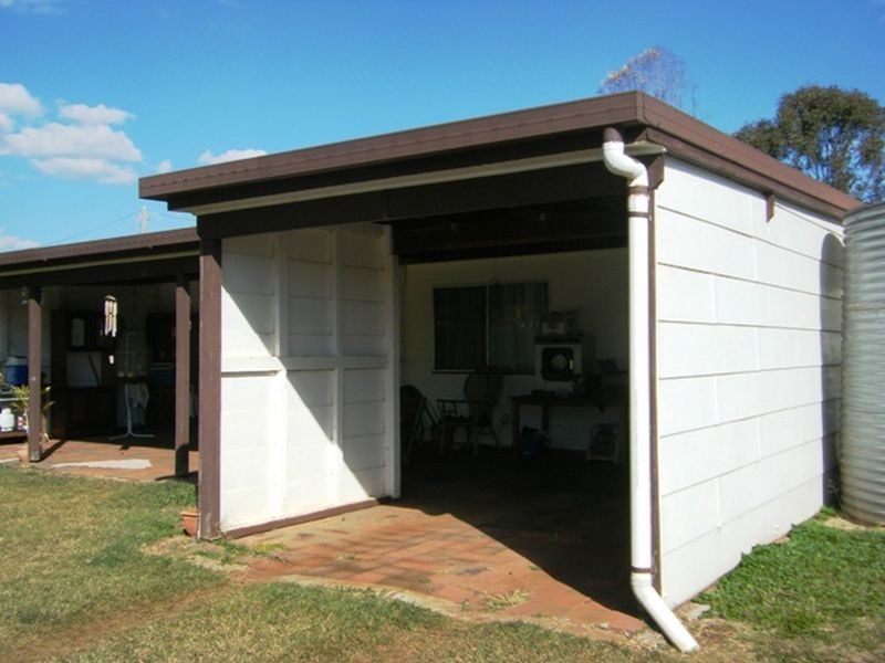 22 Henry Street, Kingaroy QLD 4610