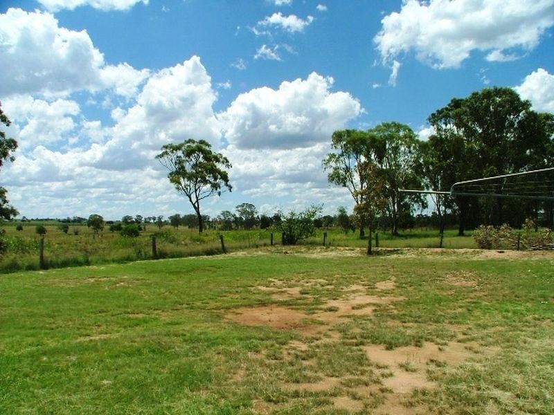 22 Henry Street, Kingaroy QLD 4610