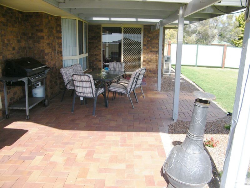 32 Cowie Drive, Kingaroy QLD 4610