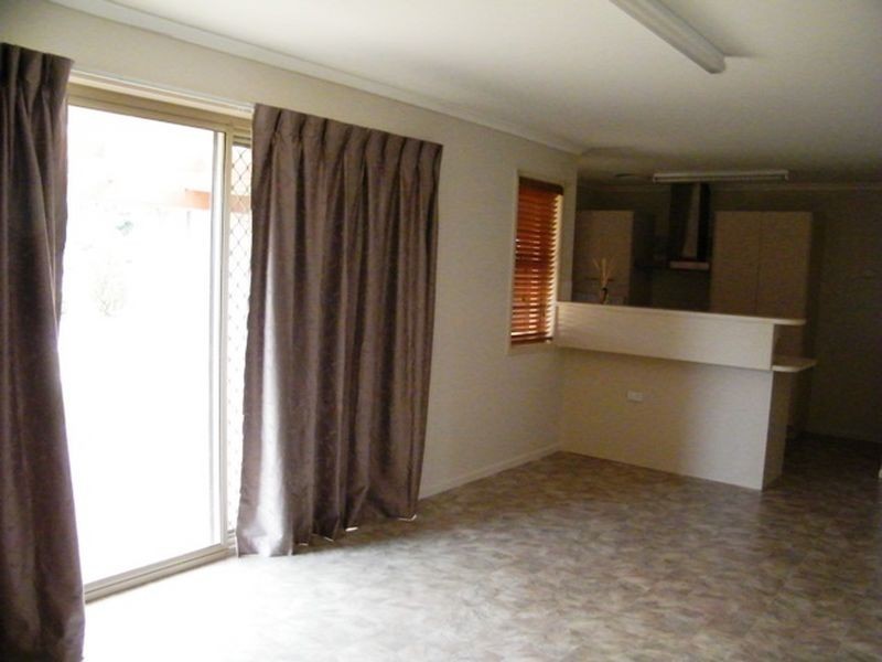 30 Cowie Drive, Kingaroy QLD 4610