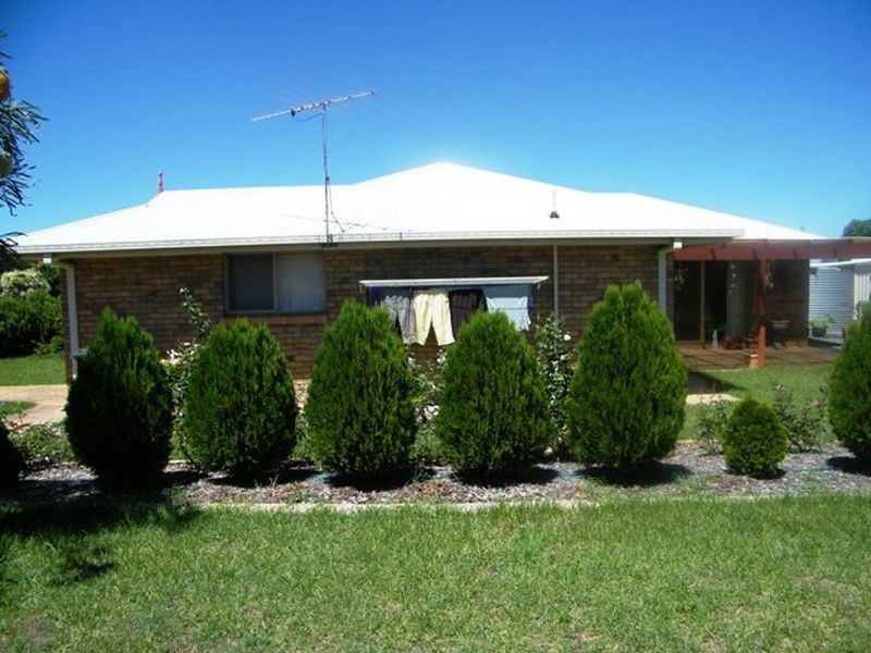 30 Cowie Drive, Kingaroy QLD 4610