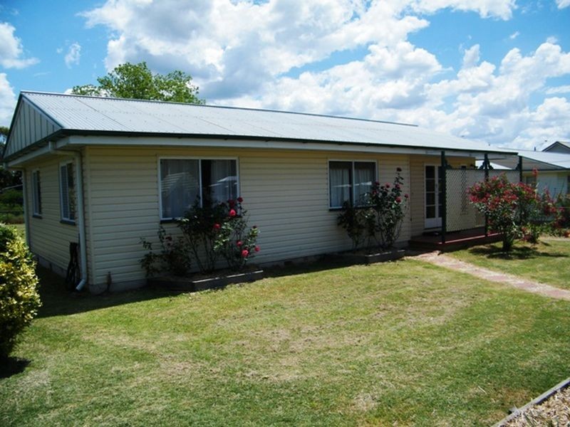71 Railway Terrace, Kingaroy QLD 4610