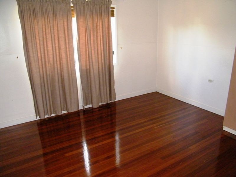 71 Railway Terrace, Kingaroy QLD 4610