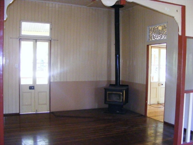 49 Count Street, Memerambi QLD 4610