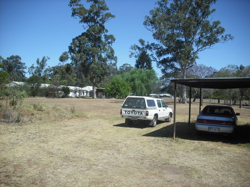 Blackbutt QLD 4306