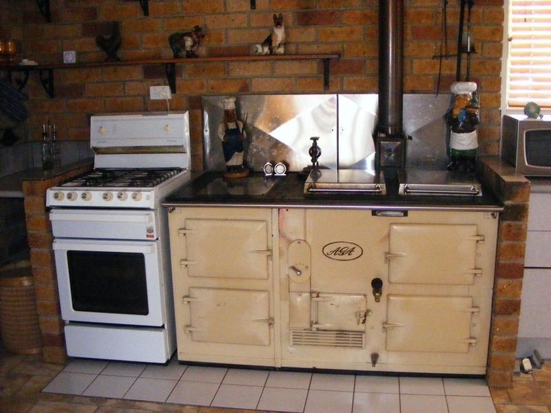 Wattle Camp QLD 4615