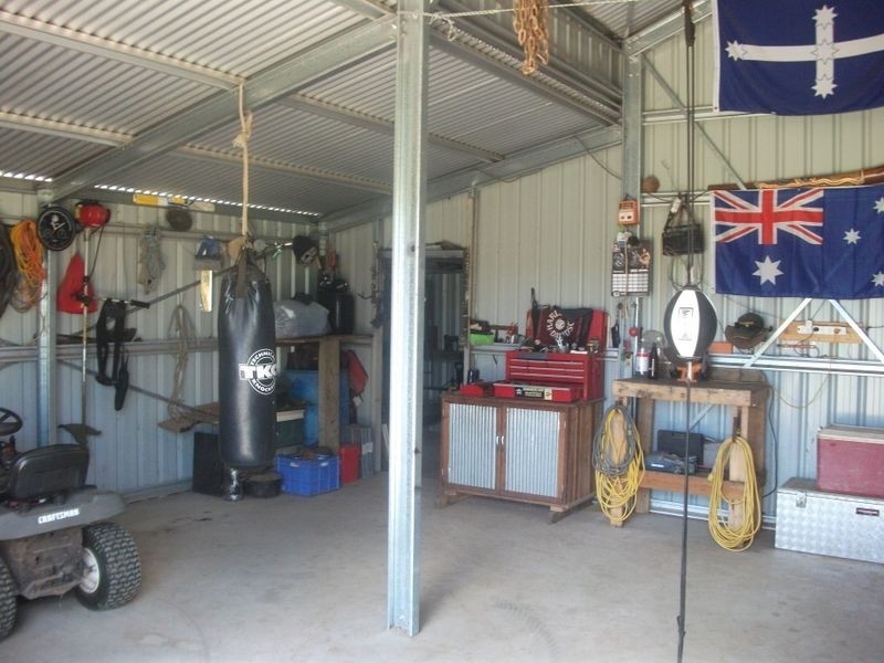 Ellesmere QLD 4610