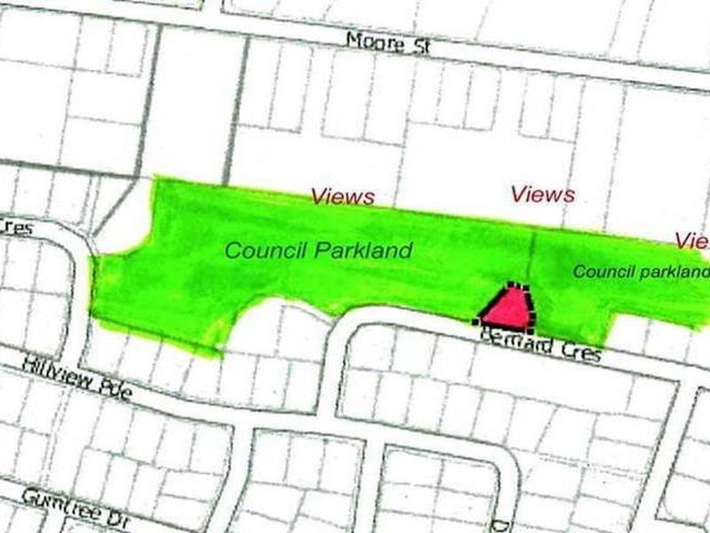 15 Bernard Crescent, Kingaroy QLD 4610