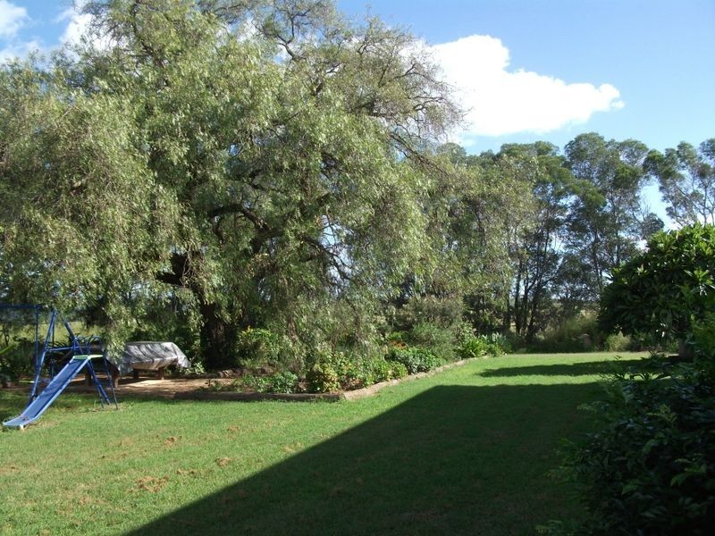 Wooroolin QLD 4608