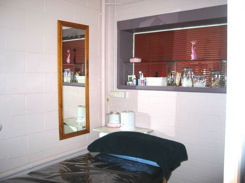 Al E Katz 15 Alford Street, Kingaroy QLD 4610