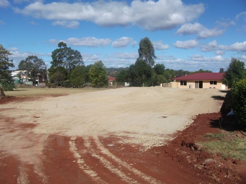 1/13 Dell Court, Kingaroy QLD 4610