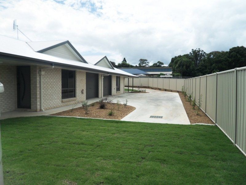 2/13 Dell Court, Kingaroy QLD 4610