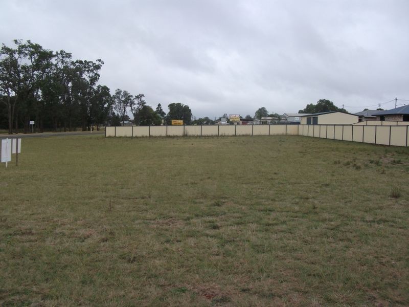 3 Matilda Street, Wooroolin QLD 4608