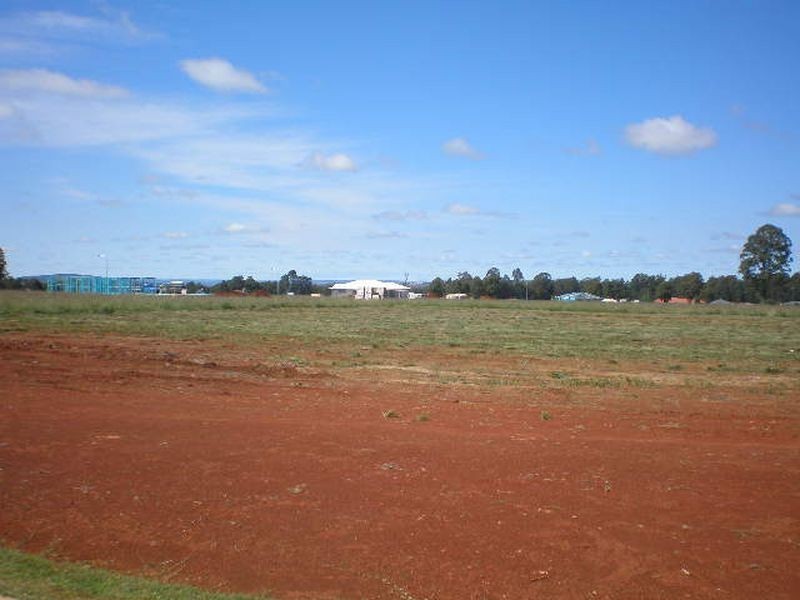 57 – 59 Rosella Parade, Kingaroy QLD 4610