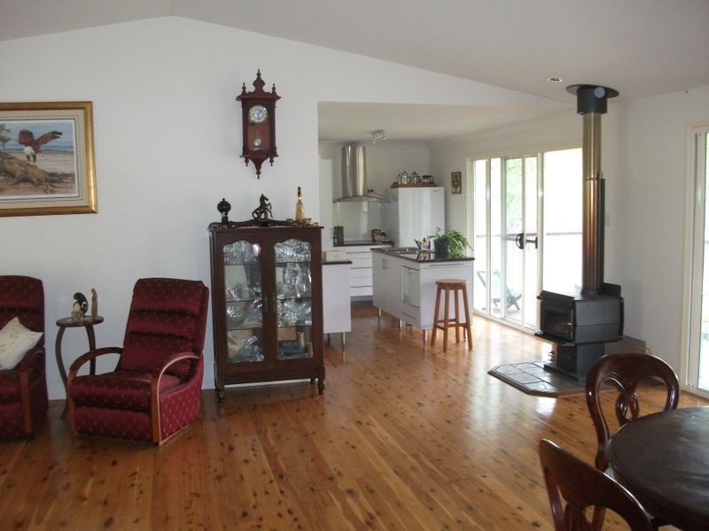 24 McConnells Road, Maidenwell QLD 4615