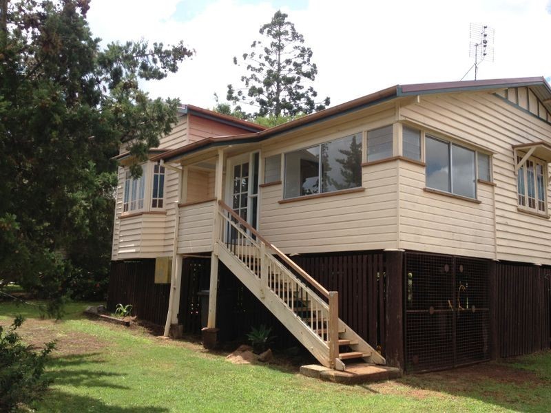 10 Gooyong Street, Kingaroy QLD 4610