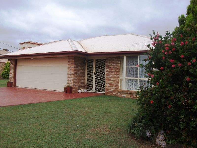 35 Windsor Circle, Kingaroy QLD 4610