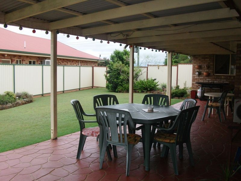35 Windsor Circle, Kingaroy QLD 4610