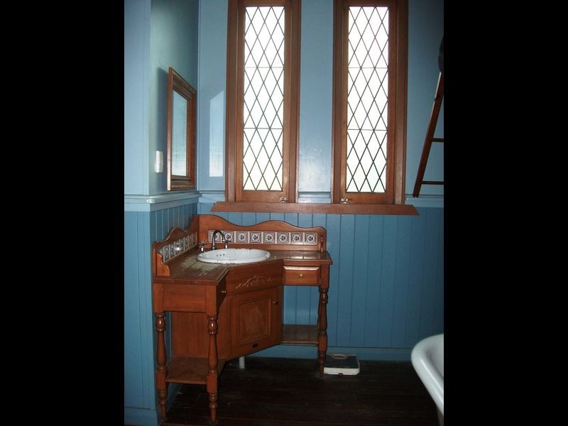 17 Avoca Street, Kingaroy QLD 4610