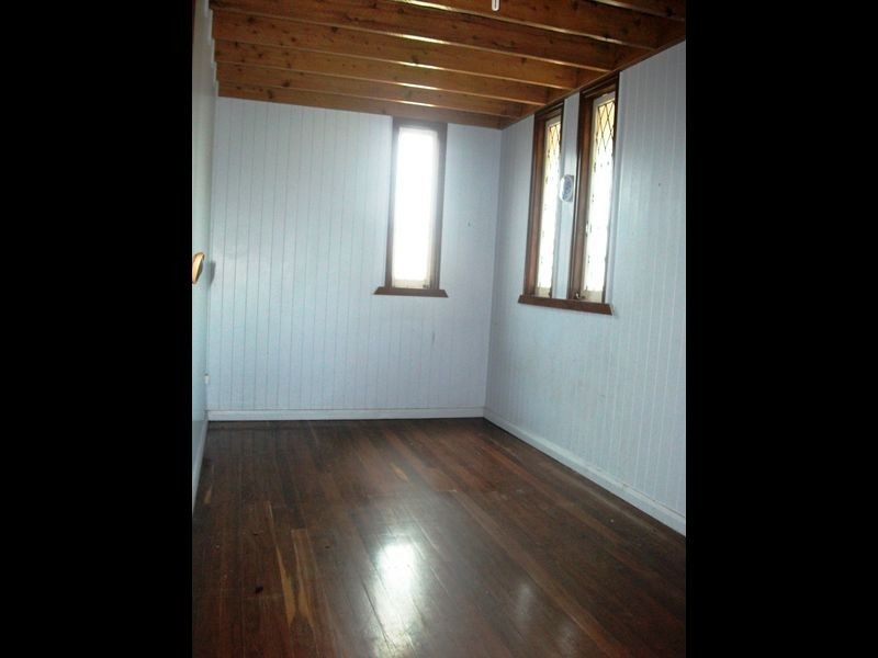 17 Avoca Street, Kingaroy QLD 4610