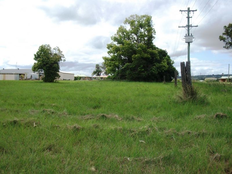 8-10 Bethany Street, Taabinga QLD 4610