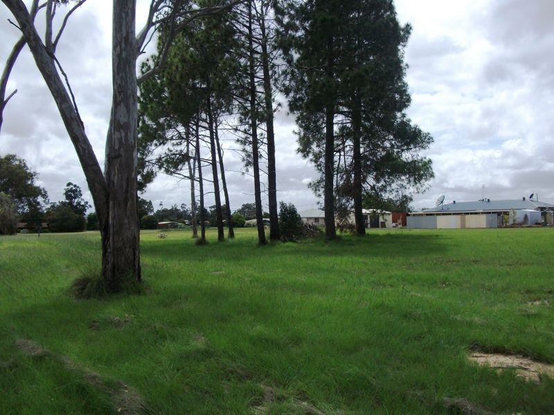 8-10 Bethany Street, Taabinga QLD 4610