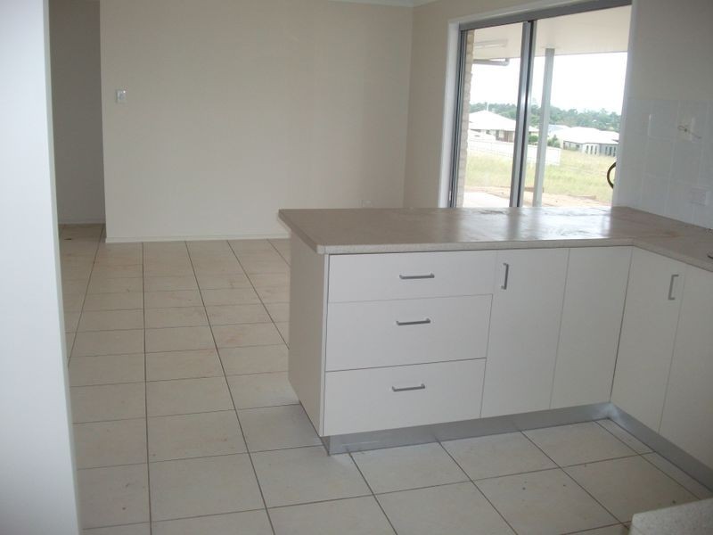 35 Bridgeman Pde, Kingaroy QLD 4610