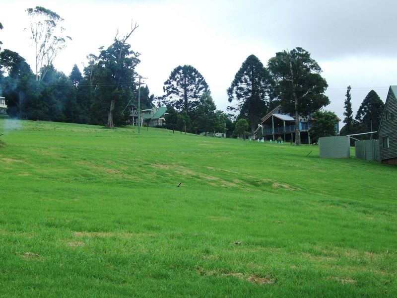 25 Bunya Avenue, Bunya Mountains QLD 4405