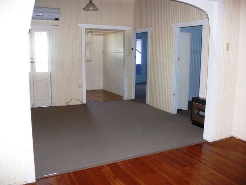 43 Knight Street, Kingaroy QLD 4610