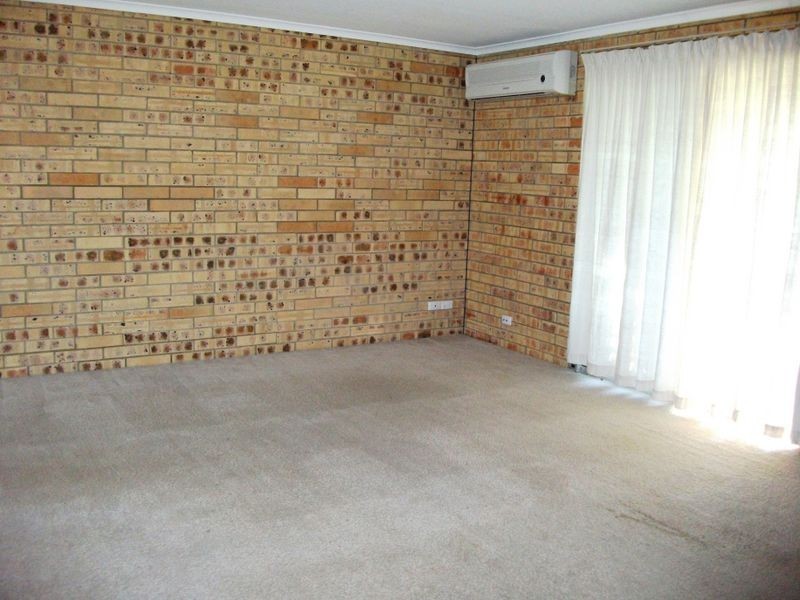 8/88 Walter Road, Kingaroy QLD 4610