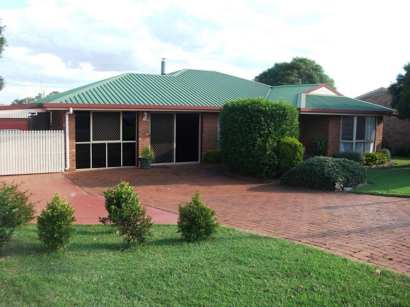85 Ivy Street, Kingaroy QLD 4610