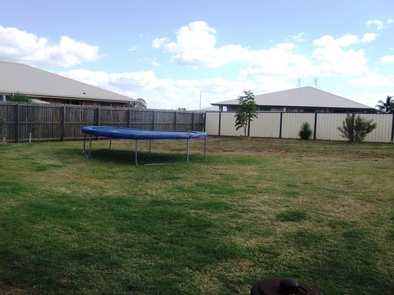 17 Tessmans Road, Kingaroy QLD 4610