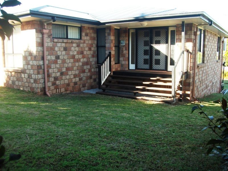 41 Adermann Drive, Kingaroy QLD 4610