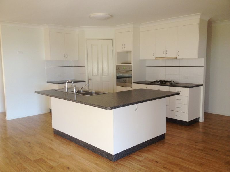 41 Adermann Drive, Kingaroy QLD 4610