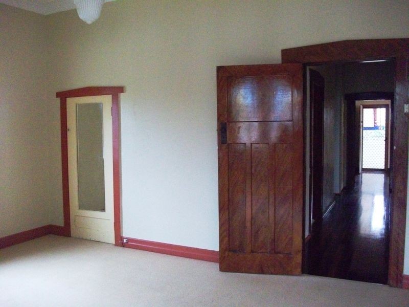 15 Gooyong Street, Kingaroy QLD 4610