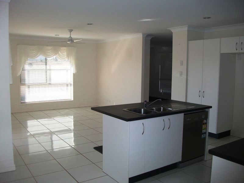 4 Lara Court, Kingaroy QLD 4610