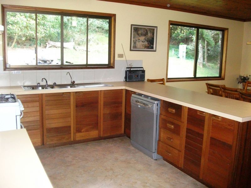 17 Rainforest Road, Bunya Mountains QLD 4405