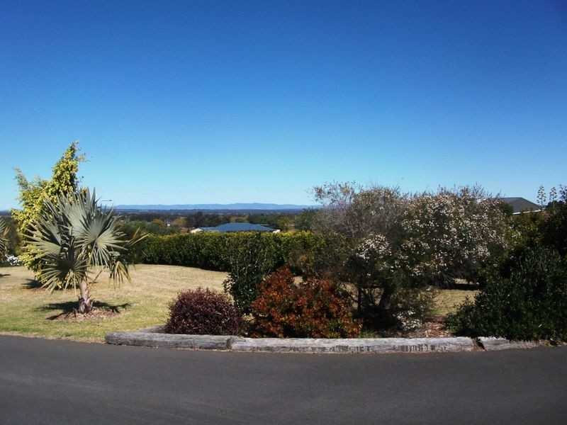 36 Sonaree Drive, Kingaroy QLD 4610