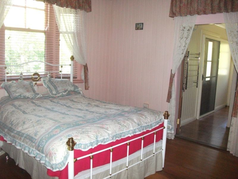 12 Bellbird Road, Coolabunia QLD 4610