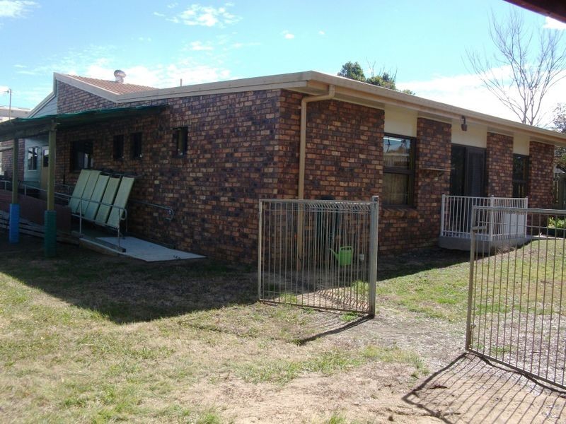 2 Gooyong Street, Kingaroy QLD 4610