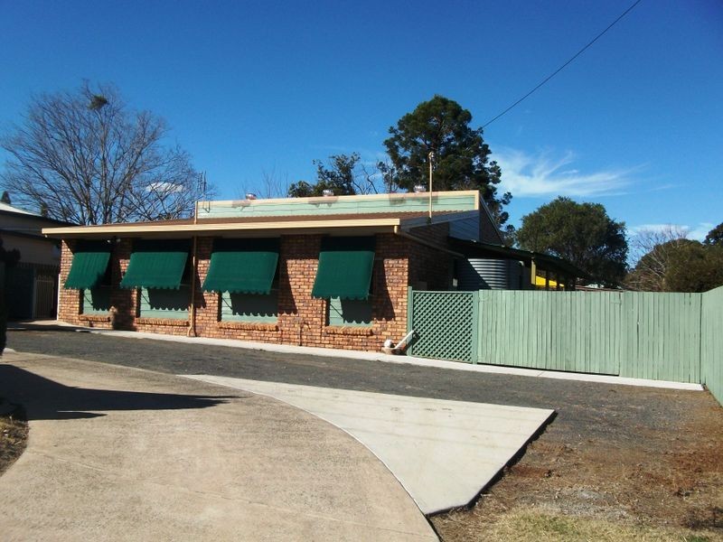 2 Gooyong Street, Kingaroy QLD 4610
