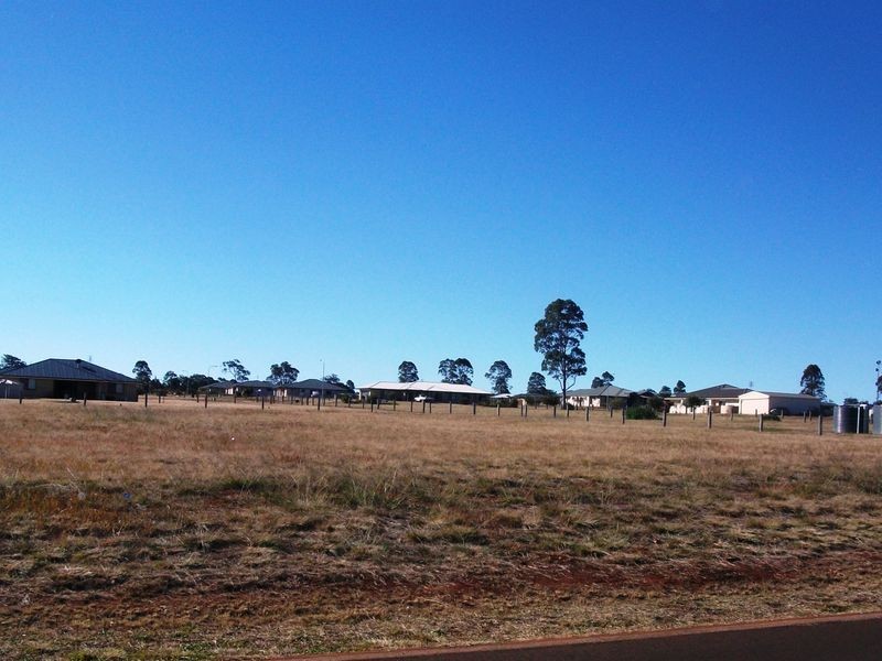 5-7 Premier Drive, Kingaroy QLD 4610
