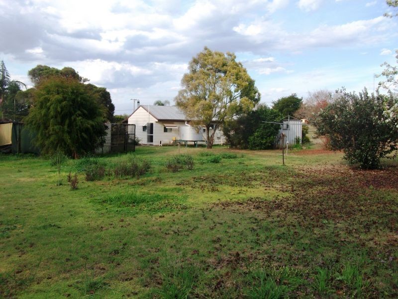 12 Donald Crt, Yarraman QLD 4614