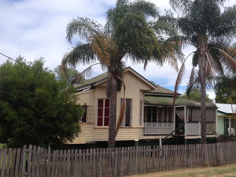37 Albert Street, Kingaroy QLD 4610