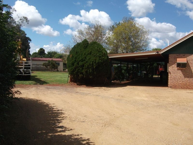 20 Grant Avenue, Kingaroy QLD 4610